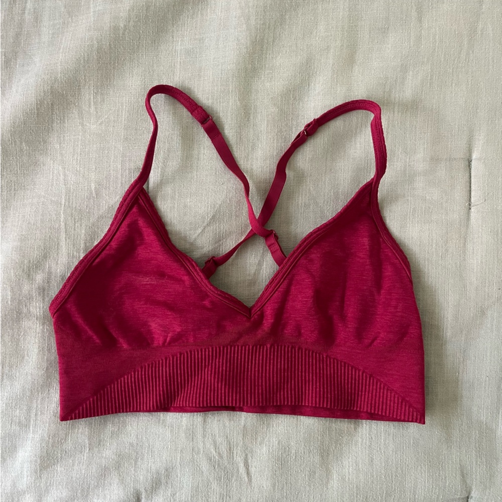 Lululemon Ebb to Street Bra Red